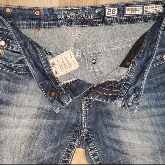 Miss Me Original Boot Series Womens Size 28, Length 32 in. - Picture 2 of 3